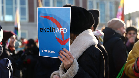 Politischer Druck auf  Verband der Familienunternehmer wächst – Rossmann tritt aus