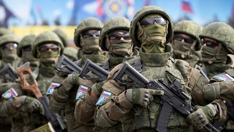 OVKS-Gipfel: Putin wirbt für Sicherung technologischer Führungsrolle im Militärbereich