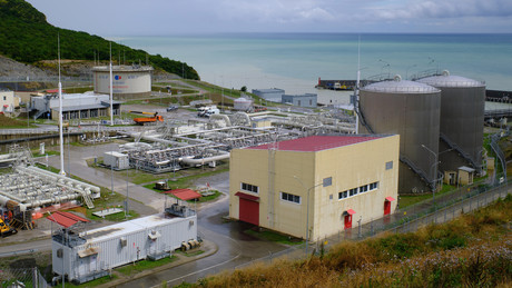 Liveticker Ukraine-Krieg: Ukrainische Wasserdrohnen greifen Erdölterminal bei Noworossijsk an