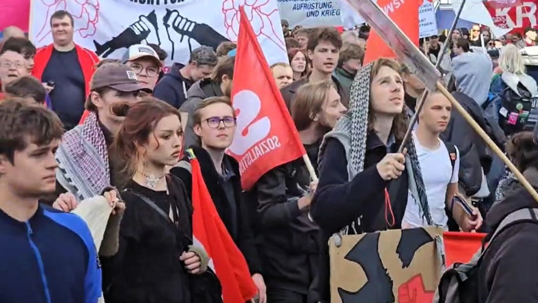 "Schulstreik gegen Wehrpflicht": Bundesweite Protestaktionen der Jugend geplant