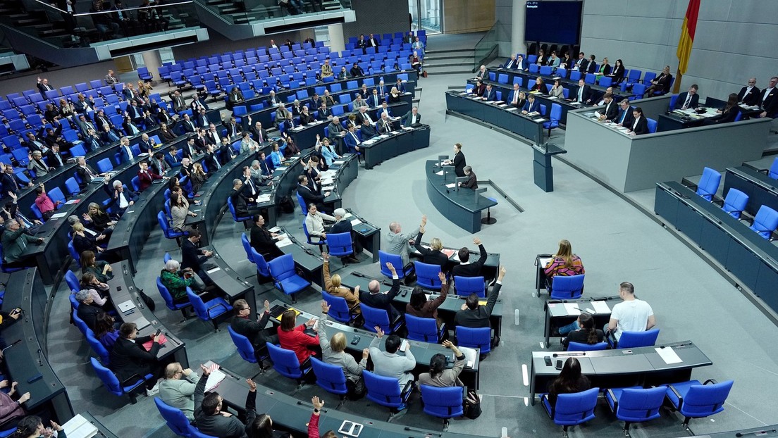 Bundestag stimmt für Rentenpaket von Union und SPD