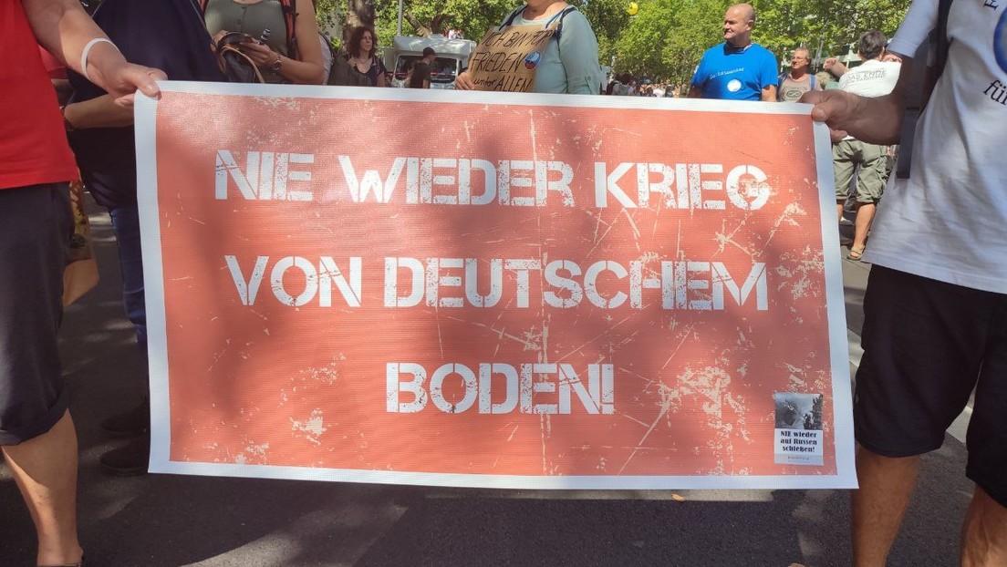 Auf einmal dem Vaterland verpflichtet? Jugend glaubt die Wehrdienstgründe nicht