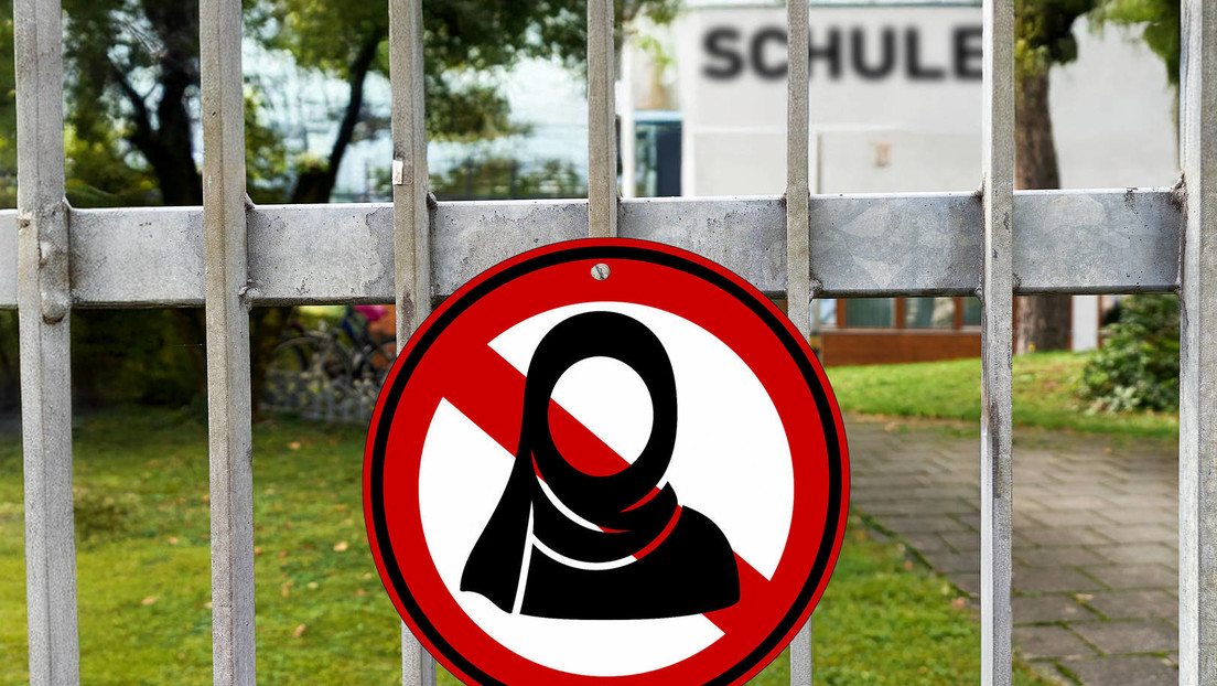 Österreich führt Kopftuchverbot an Schulen ein