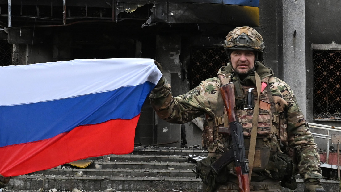 Liveticker Ukraine-Krieg - Ehemaliger NATO-Berater: Der Konflikt endet zu Russlands Bedingungen