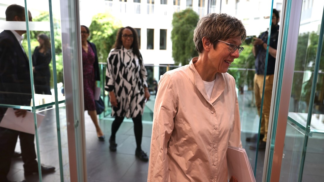 Weitere Klatsche für Merz: Kramp-Karrenbauer wird neue Chefin der Adenauer-Stiftung