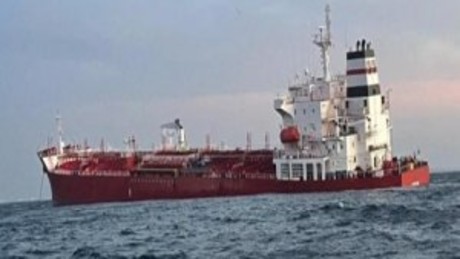 Dritter Tanker vor der Küste Senegals angegriffen?