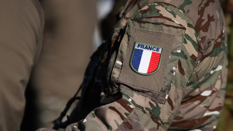 Liveticker Ukraine-Krieg: Russlands Auslandsgeheimdienst warnt französische Militärunternehmen