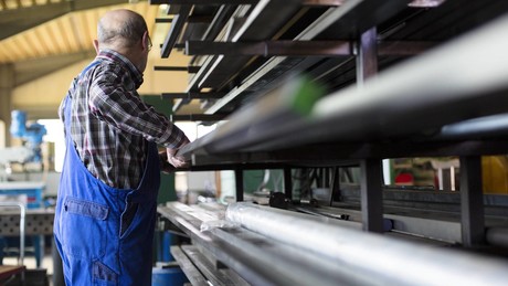 Ruhestand? Immer mehr Rentner müssen dazuverdienen – Job-Plattformen profitieren