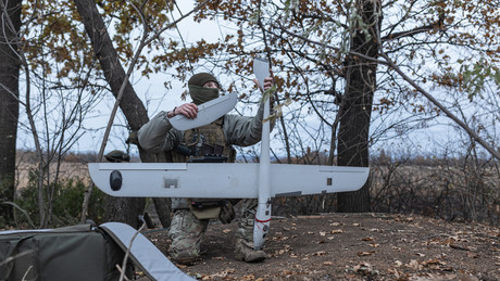 Liveticker Ukraine-Krieg: Russische Armee wehrt mehr als 100 nächtliche Drohnenangriffe ab