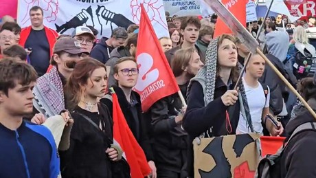 "Schulstreik gegen Wehrpflicht": Bundesweite Protestaktionen der Jugend geplant