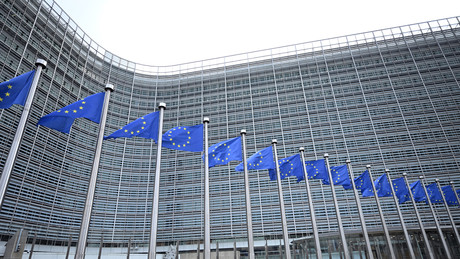 Bloomberg: USA fordern Europäer zu Opposition gegen Ukraine-Darlehen auf