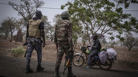 Benin: Militär versucht Staatsstreich 