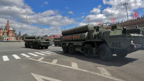 Moskaus "Triumph": Warum jeder die russischen S-400-Luftabwehrsysteme haben will