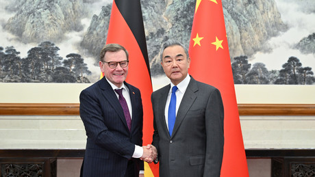 Der Bittsteller diktiert nicht die Bedingungen: Wadephul in China