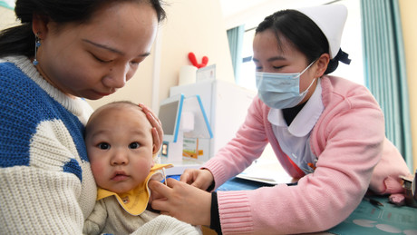 Die oberste US-Gesundheitsbehörde untersucht Todesfälle nach COVID-Impfungen