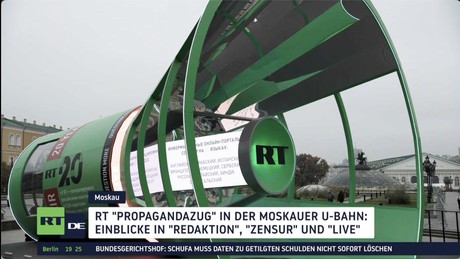 "Propaganda-Express": RT feiert Jubiläum in Moskaus Metro