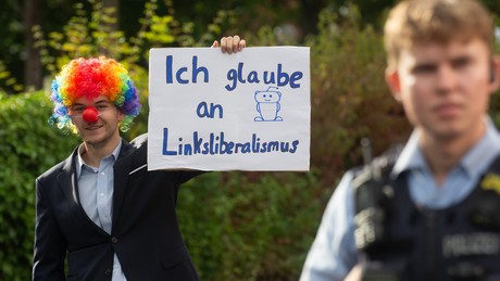 Weihnachtsgottesdienste: AfD auf der Armesünderbank