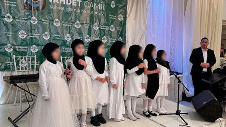 Hamburger SPD-Politiker nach Teilnahme an radikal-muslimischer "Silvesterfeier" in der Kritik