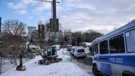 Riesenhavarie wegen Kabelbrandes in Berlin: Wie plausibel ist die offizielle Erklärung?