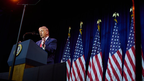 Trump empört: Senat will militärische Befugnisse des US-Präsidenten in Venezuela einschränken