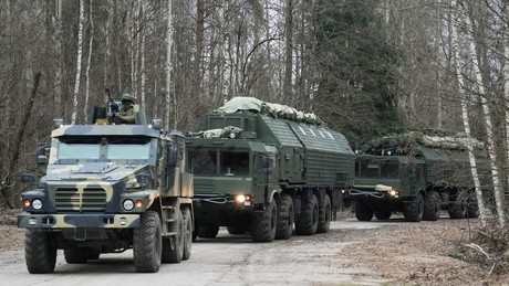 Für Kiews Attacke auf Putins Residenz: Russland schlägt mit Oreschnik-Raketen zurück