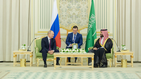 Naher Osten: Russland wurde 2025 mehr als nur eine Alternative zum Westen