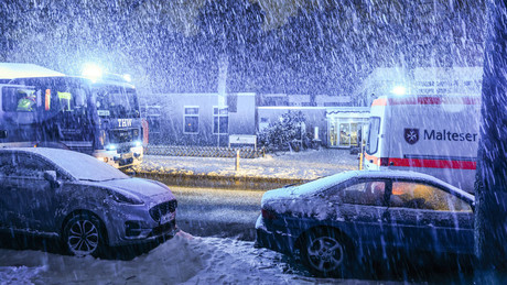 Phantom-Vulkanier als Lieferdienst für einen kriegstüchtigen Überwachungsstaat