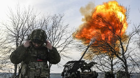 Liveticker Ukraine-Krieg: Russische Armee greift Energieanlagen und Rüstungswerke des Gegners an