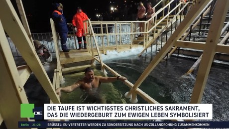 Wasserweihe und Eisbaden: Orthodoxe feiern Taufe Christi