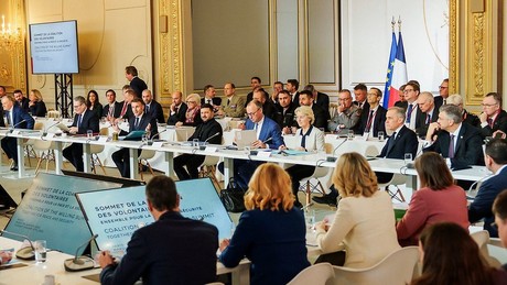 Medien: 800 Milliarden Euro und der 18-seitige US-EU-Plan zum Wiederaufbau der Ukraine