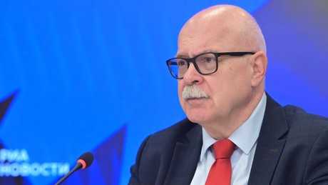 Dmitri Trenin zur neuen US-Strategie unter Trump: "America First" wird global