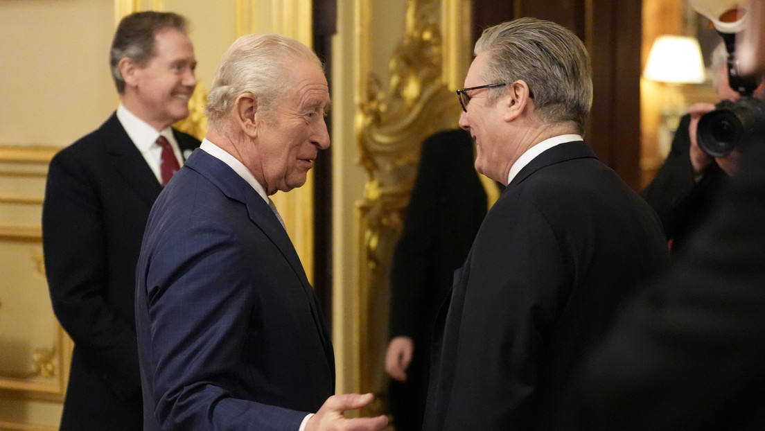 Premier Starmer opfert den Nächsten: Leiter der öffentlichen Verwaltung muss gehen