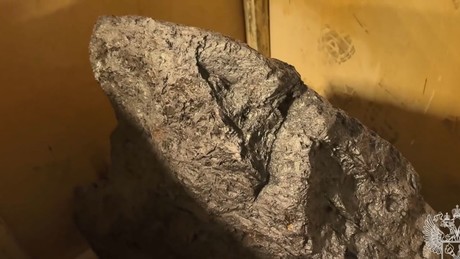 Video: Russischer Zoll verhindert Meteoriten-Schmuggel