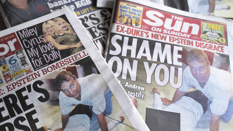 Wahnsinns-Ticker: Lanz denkt, dass Ex-Prinz Andrew auf Epstein-Fotos Erste Hilfe leistet