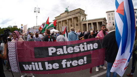 "From the River to the Sea" – zwei Oberlandesgerichte bewerten die Losung