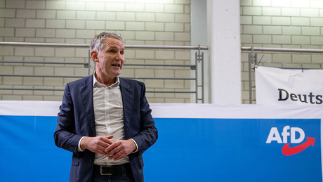 Wahnsinns-Ticker: Höcke-Beißreflex – Neujahrsempfang der AfD-Dortmund wird untersagt