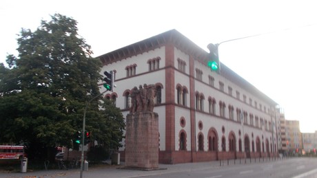 Kaiserslautern: Messerangriff vom Samstag forderte nun ein Todesopfer