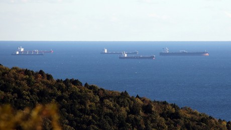 Bloomberg: Indien will wegen Iran-Krise verstärkt russisches Öl kaufen