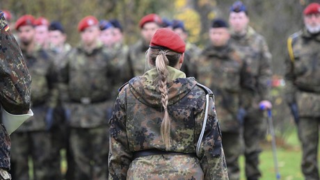 Neuer Bundeswehrbericht: Misshandlungen und Sexismus im Alltag deutscher Soldaten