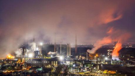 Konjunktur am Kipppunkt: Wirtschaftsverbände fordern schnelle Reformen