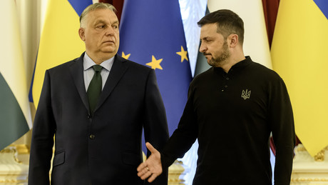 EU-Kommission: Kiew sollte nach Selenskijs Drohung gegen Orbán "Gang zurückschalten"