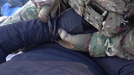 Mann soll Anschläge auf russische Militärflugzeuge geplant haben – Festnahme durch FSB