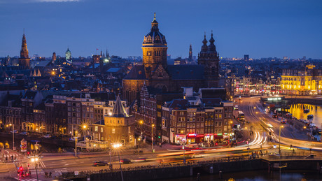 Explosion vor jüdischer Schule in Amsterdam