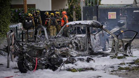 Liveticker Iran-Krieg – Raketenangriff auf Tel Aviv – mehrere Einschläge gemeldet