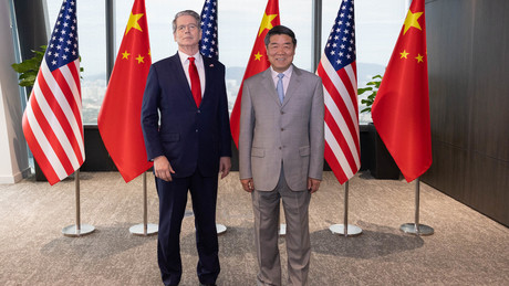 Wirtschaftstreffen von USA und China in Paris – vor Staatsbesuch von Trump in Peking