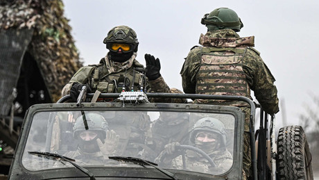 Liveticker Ukraine-Krieg – Gerassimow: Russische Truppen auf allen Fronten in der Offensive