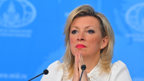 Sacharowa: Russland liefert Hilfe trotz westlicher Aggressionen gegen Iran