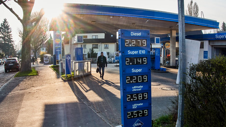 Liveticker Iran-Krieg – Gaspreis steigt nach Angriffen auf Ölanlagen stark an