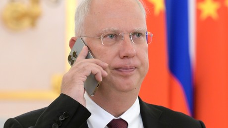 Sondergesandter Dmitrijew: Europa muss Russophobie aufgeben und EU-Spitze austauschen