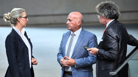 Weidel setzt gegen Lucassen US-kritischen AfD-Kurs zum Iran-Krieg durch